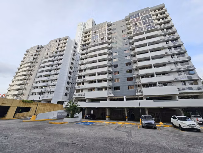 Venta de Apartamento en PH Toscana III - Condado del Rey. Haga una oferta - Imagen 2