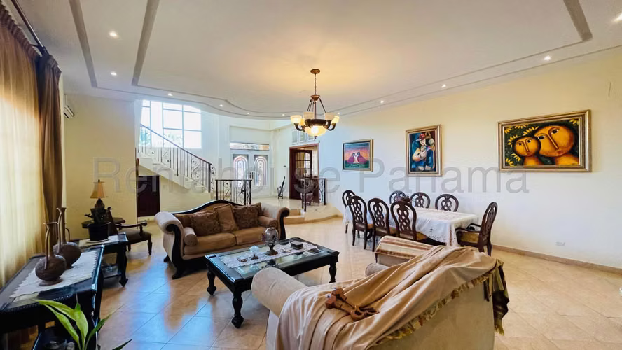 Casa en Venta en Las Cumbres. - Imagen 13