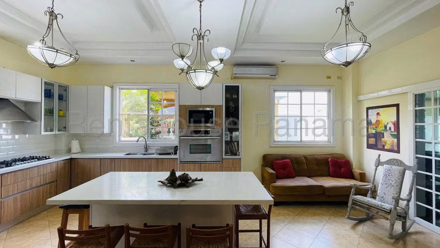 Casa en Venta en Las Cumbres. - Imagen 11