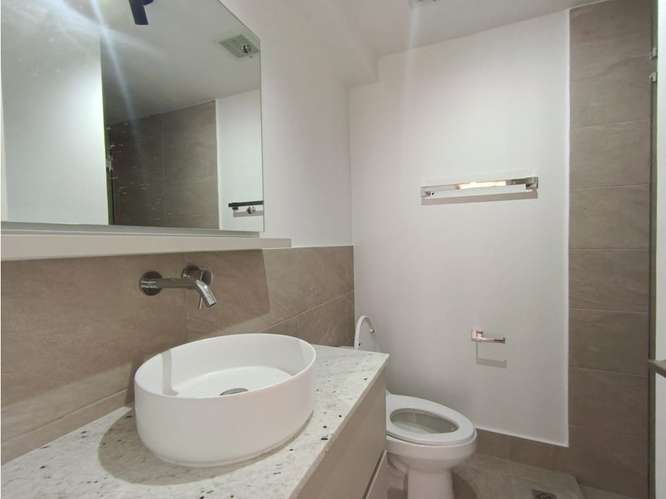ALQUILER DE APARTAMENTO EN BELLA VISTA, AV BALBOA, PH ARMONIA