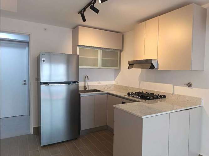 ALQUILER DE APARTAMENTO EN BELLA VISTA, AV BALBOA, PH ARMONIA
