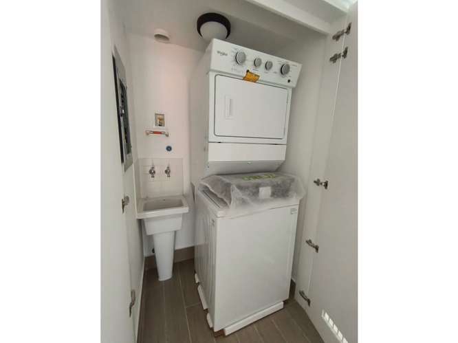 ALQUILER DE APARTAMENTO EN BELLA VISTA, AV BALBOA, PH ARMONIA