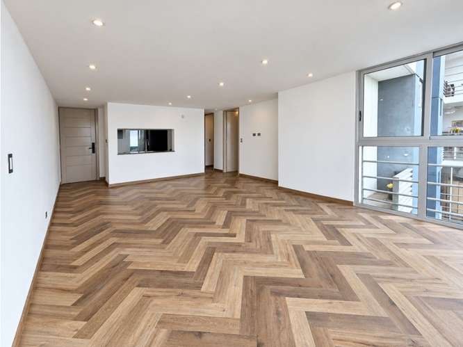 ALQUILER APARTAMENTO EN TRANSÍSTMICA - Imagen 1