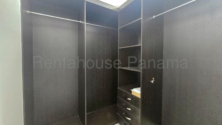 Venta de Apartamento en Avenida Balboa Ph Element EC - Imagen 12