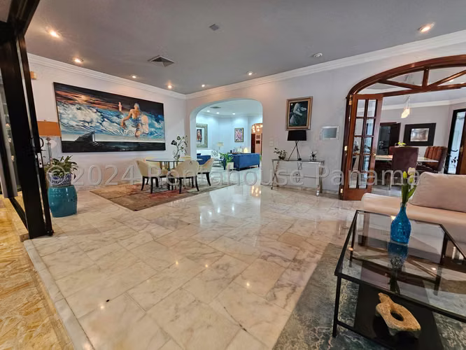 Casa en Venta en Altos del Golf 749 m² LR - Imagen 3