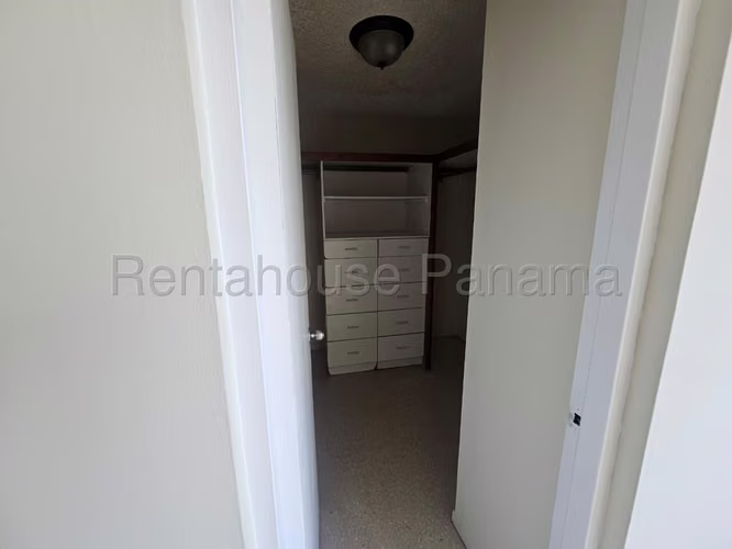 Venta de Apartamento en Obarrio MPM27-2378