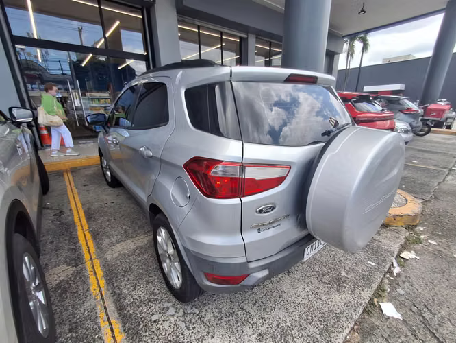 Ford ecosport 2017