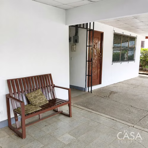 Propiedad de 8 Habitaciones con Zonificación Comercial en Venta en Las Tablas - cs id: 335244 - Imagen 5