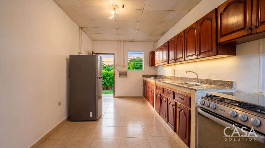 Propiedad de 8 Habitaciones con Zonificación Comercial en Venta en Las Tablas - cs id: 335244