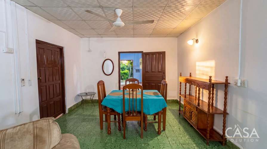 Propiedad de 8 Habitaciones con Zonificación Comercial en Venta en Las Tablas - cs id: 335244