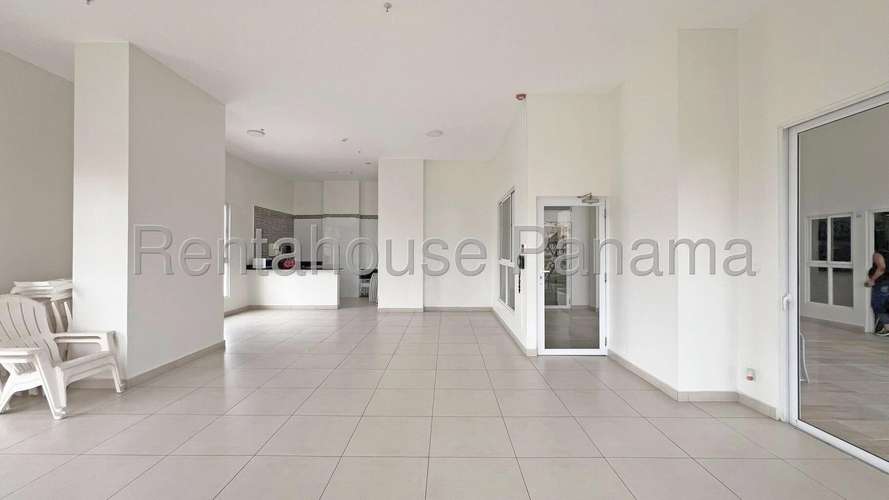 Apartamento de 2 niveles con 217mts en el corazón de Obarrio - Imagen 2