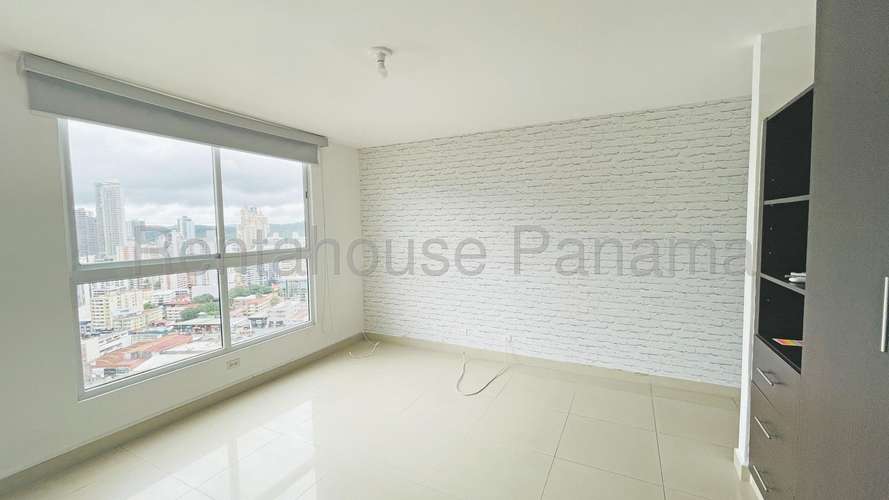 Apartamento de 2 niveles con 217mts en el corazón de Obarrio - Imagen 7