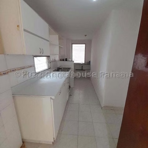 Alquiler apartamento en Lomas del Parque, Carrasquilla* - Imagen 7
