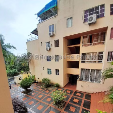 Alquiler apartamento en Lomas del Parque, Carrasquilla* - Imagen 3
