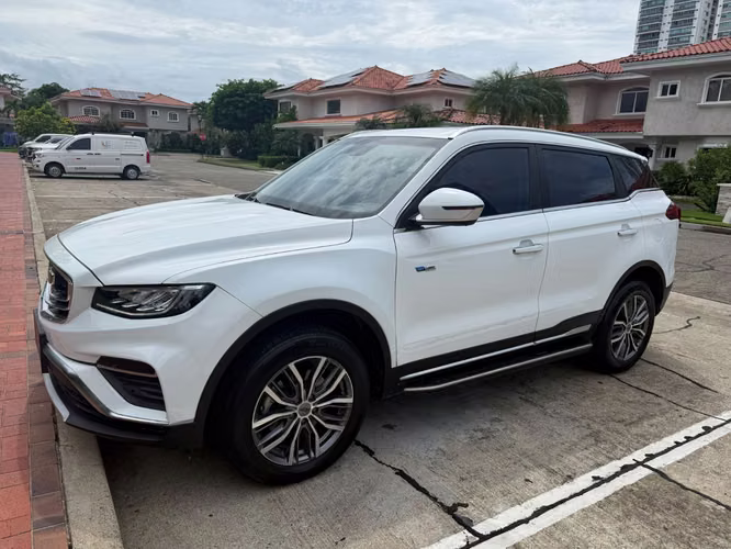 GEELY AZKARRA 2023 FULL EXTRAS 19,500 (negociable)