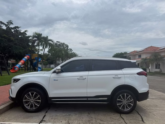 GEELY AZKARRA 2023 FULL EXTRAS 19,500 (negociable)