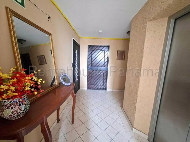 Venta de Apartamento en El Cangrejo , PH Flamingo Plaza 27LGG2429 - Imagen 2