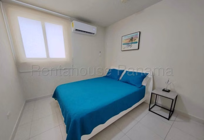 Alquiler de Apartamento en Versalles. AD - Imagen 10
