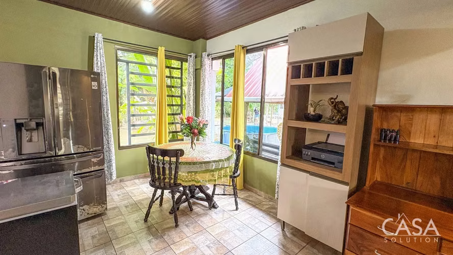 Amplia Propiedad de 2,182 m² de 3 Hab-Casa de Huéspedes y Potencial de Inversión en Venta en Guarumal - cs id: 272409 - Imagen 10