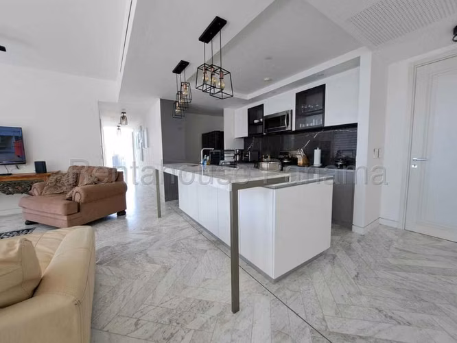 Apartment for sale in Marbella