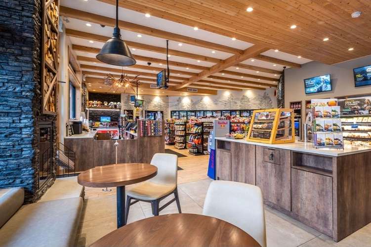  ¡EXCELENTE UBICACIÓN COMERCIAL! Local de 280 m² en la Vía Interamericana (El Roble / El Jagüito)