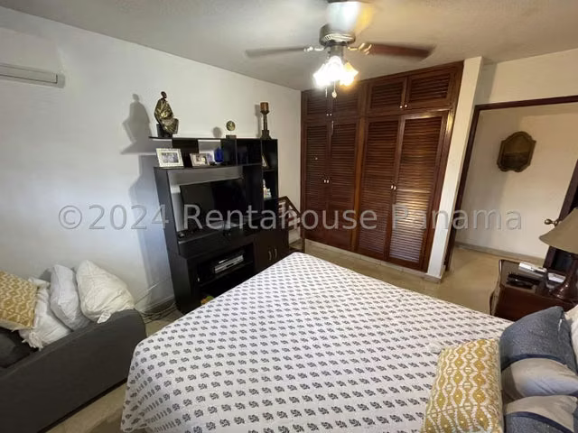 Venta Casa duplex en San Francisco IH27-2489
