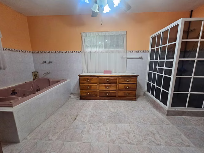 2 Hectáreas de Terreno con Residencia Estilo Villa, Ideal para Inversión Recreacional - Imagen 14