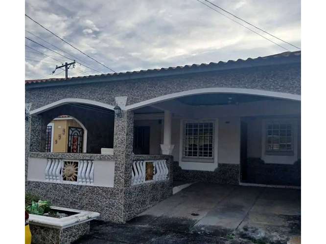SE VENDE CASA TOCUMEN BUENA VISTA 123M 2HABITACION TERRAZA