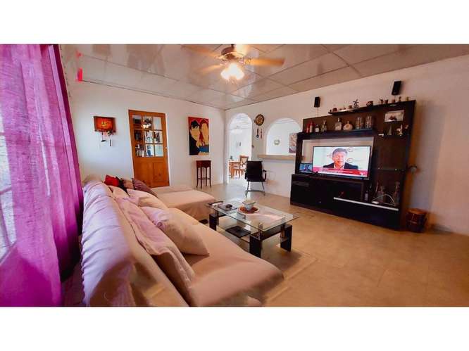 SE VENDE FINCA CHAME 2000M 3 HABITACIONES 4 BAÑOS AMPLIO PATIO