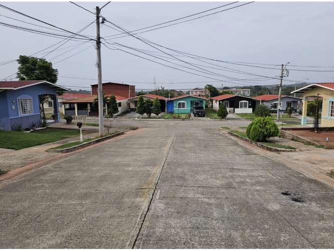 SE VENDE CASA 198M EN ARRAIJAN BRISAS DEL CAMPO CON ZONAS VERDES - Imagen 7