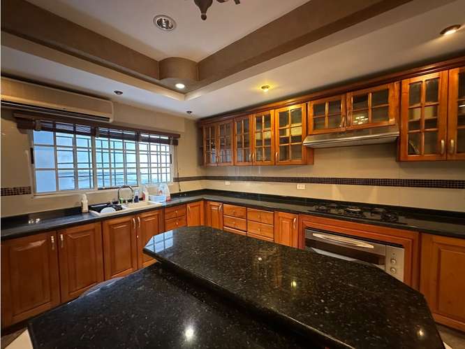 SE VENDE CASA BETANIA LOS ANGELES 508M 4 HABITACION 2 NIVELES PISCINA - Imagen 8