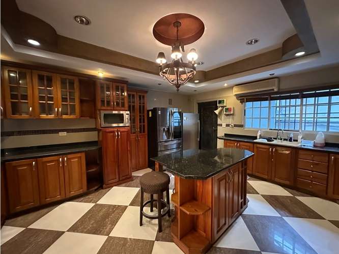 SE VENDE CASA BETANIA LOS ANGELES 508M 4 HABITACION 2 NIVELES PISCINA - Imagen 9