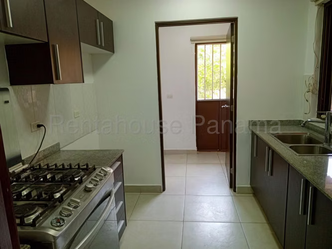 Venta de Casa en Panama Pacifico, Woodlands (Solo Cliente Directo)