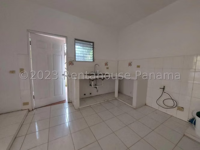 Venta de Casa en Las Cumbres Montserrat Solo Cliente Directo MC