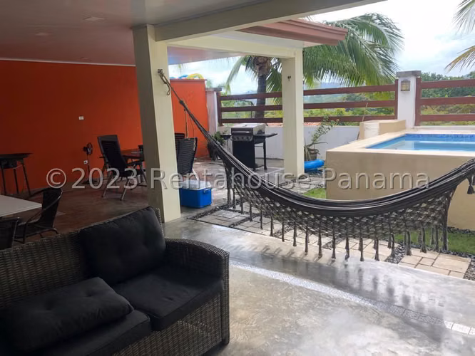 Venta de Casa en Las Cumbres Solo Cliente Directo MC