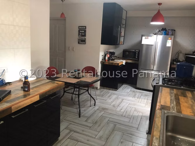 Venta de Casa en Las Cumbres Solo Cliente Directo MC