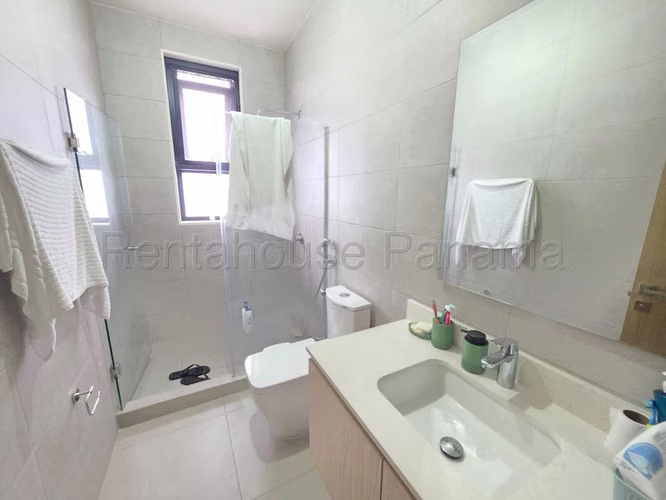 Venta de Casa en Panama Pacifico Imaterra NS