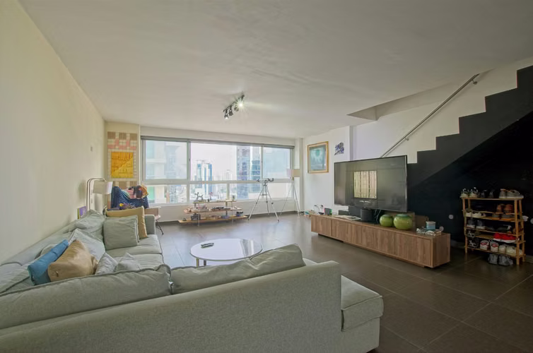 Apartamento espacioso, soleado, moderno - Obarrio, Panamá - Imagen 2