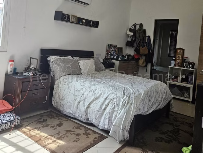 Venta Casa Coronado - YD