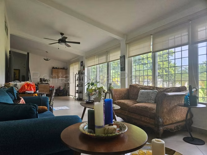 Venta Casa Coronado - YD