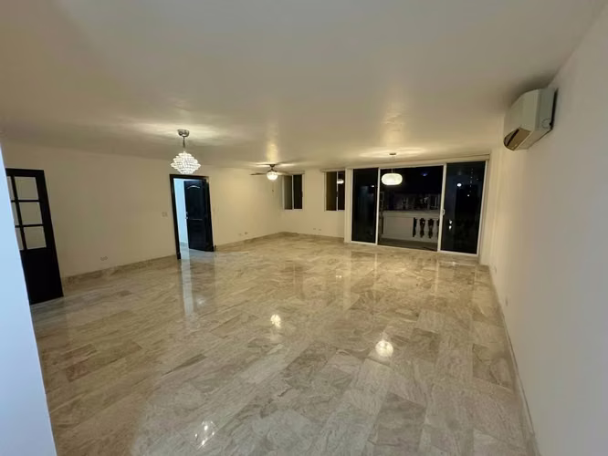 Apartment for sale in the PH Sophia - Obarrio - C.J.