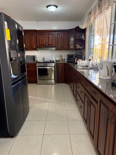 Con 510m2 Venta de Casa Unifamiliar en Villa Lucre San Rafael  - Imagen 6