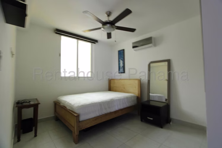 Se Alquila Apartamento en Via España EH - Imagen 13