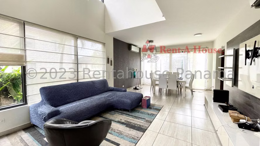 Venta de Hermosa casa de esquina en Panama Pacifico 24*1408Mfk - Imagen 4