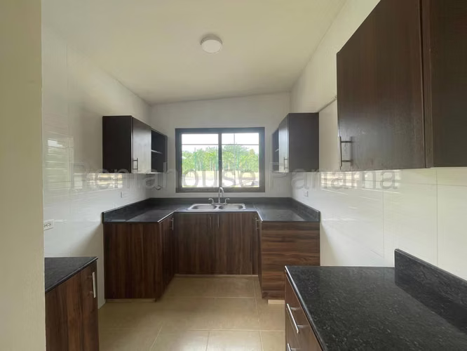 Se Alquila Casa en Chorrera EH - Imagen 6