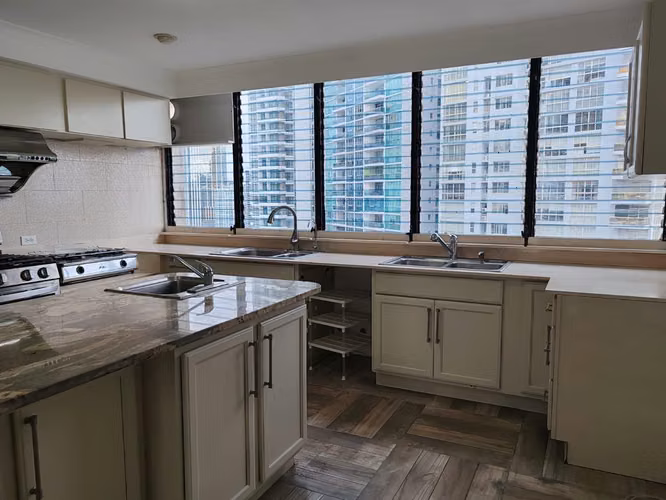 SE VENDE APARTAMENTO EN PUNTA PAITILLA DE 500 M2 con 5 PARKING  - Imagen 2