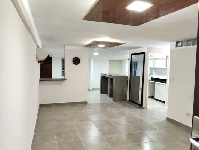 Alquilo casa residencial en La Loceria  - Imagen 8