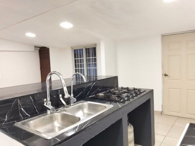 Alquilo casa residencial en La Loceria  - Imagen 5
