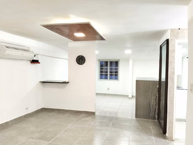 Alquilo casa residencial en La Loceria  - Imagen 7