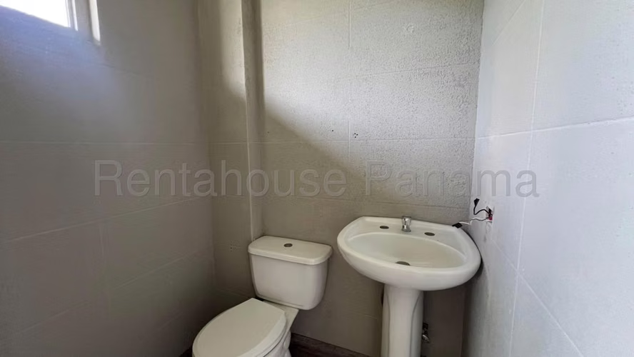 Se Alquila Local Comercial en Costa del Este MDV27-2484 - Imagen 4